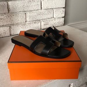 Hermes | Shoes | Black Hermes Oran Sandals | Poshmark